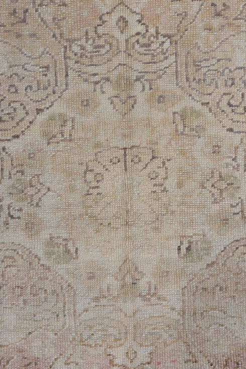 Antique Oushak Area Rug (6' x 9')